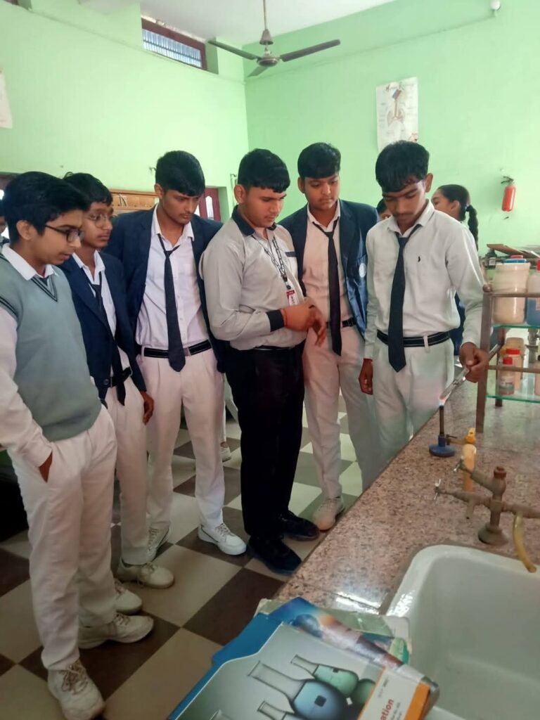 Arya school- Science lab